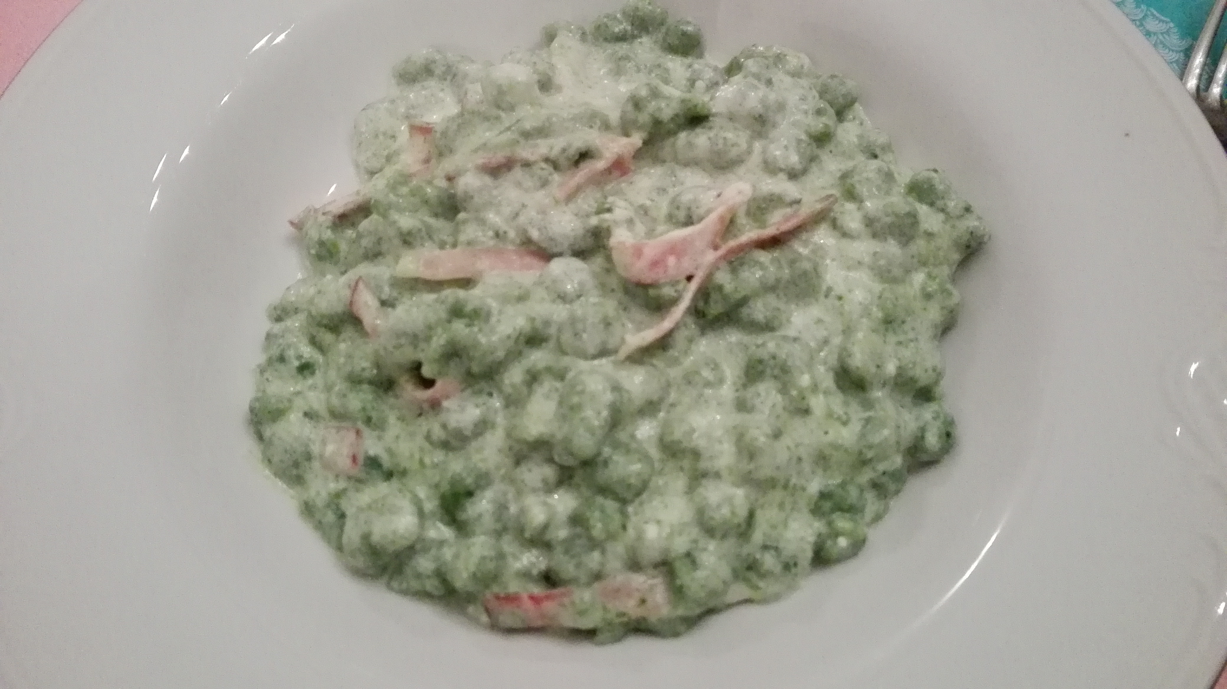 Spatzle agli spinaci con panna e speck