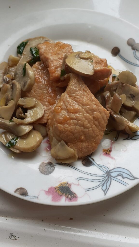 Spezzatino con funghi trifolati