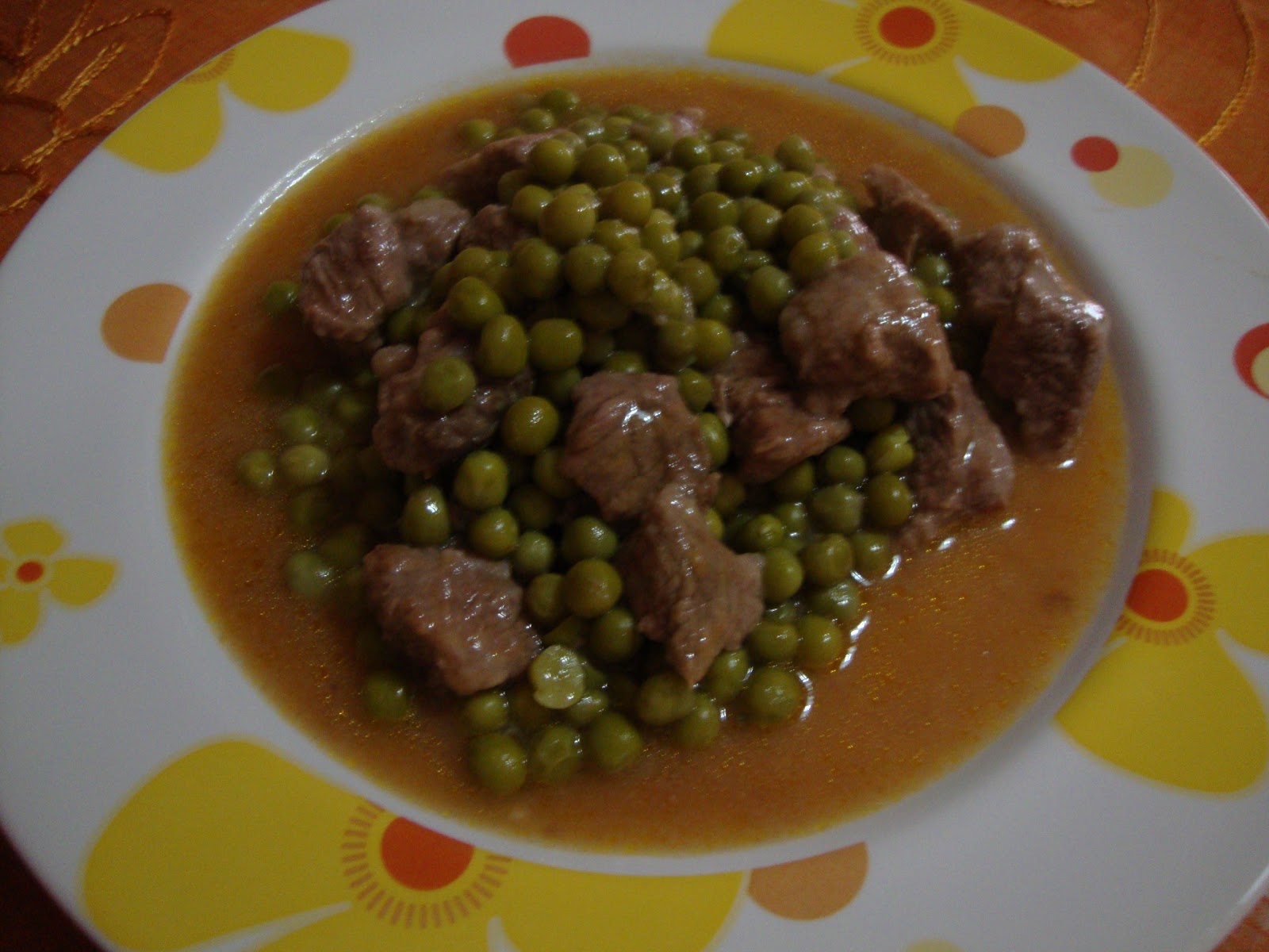 Spezzatino con piselli