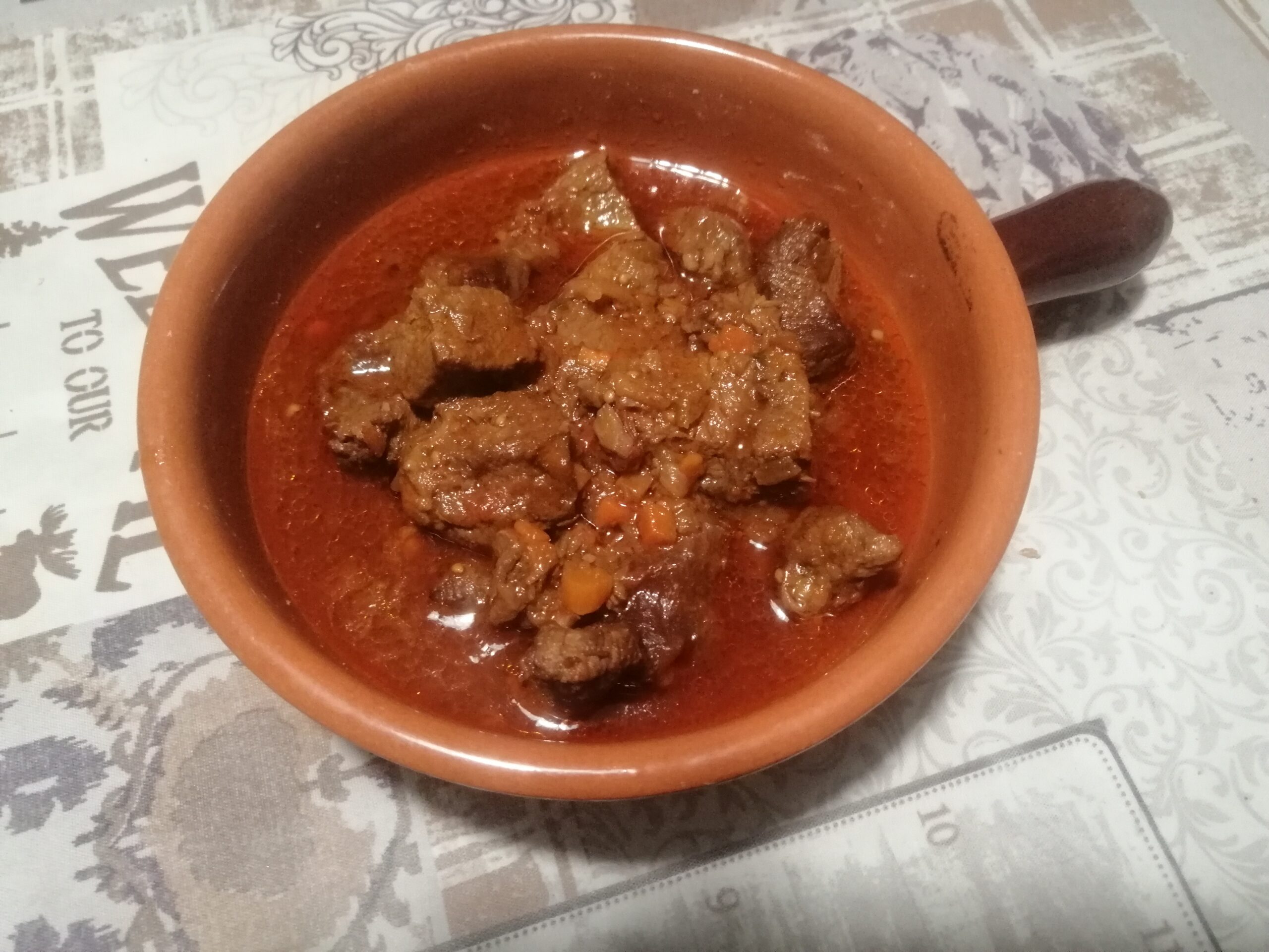 Spezzatino di manzo al sangiovese