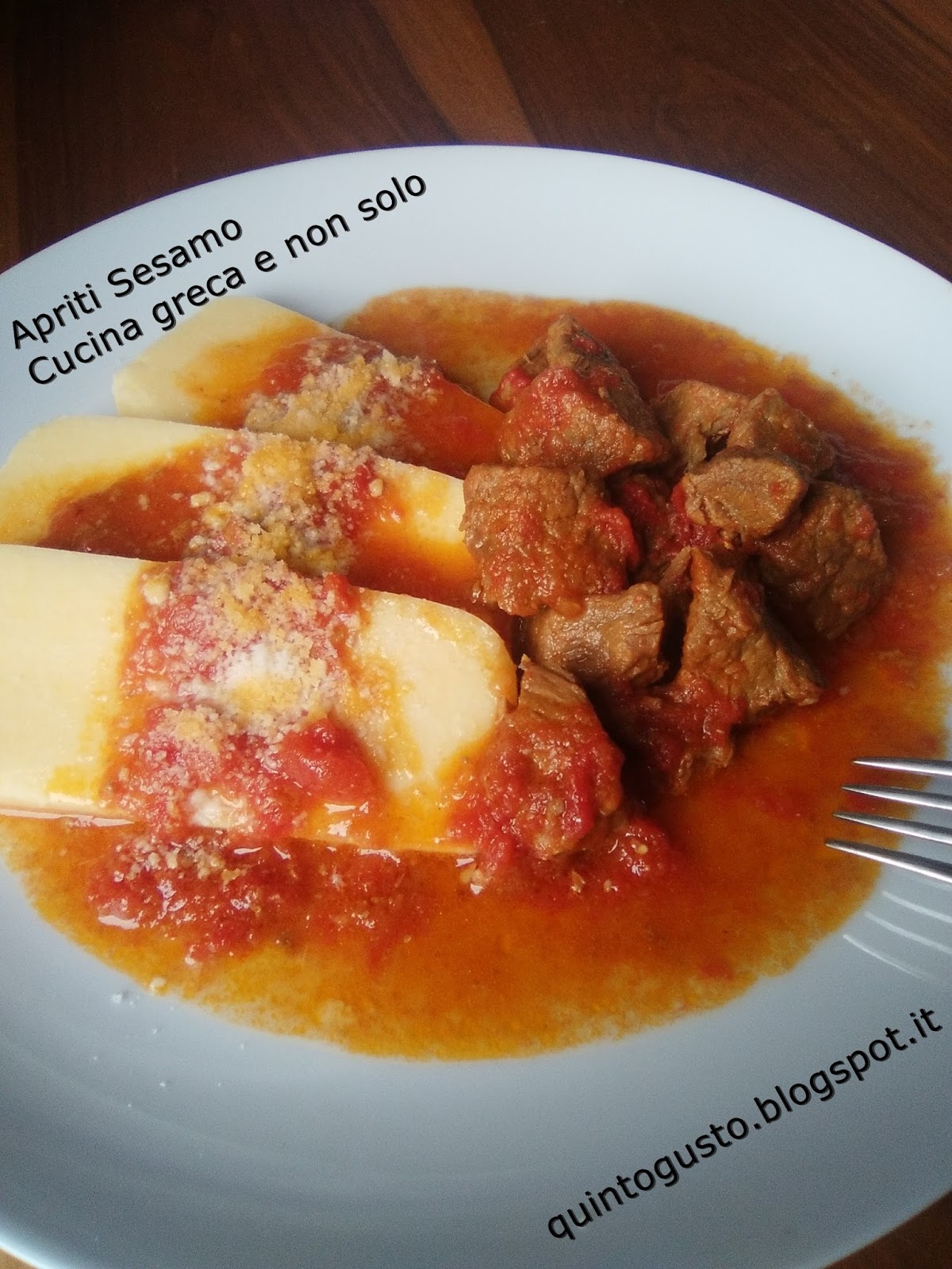 Spezzatino di manzo alla greca