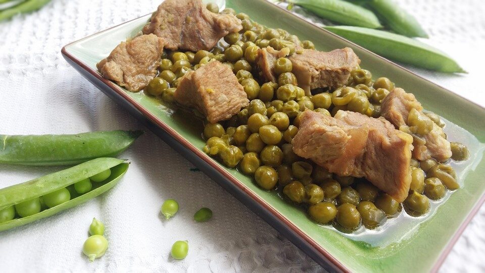 Spezzatino di vitello con piselli