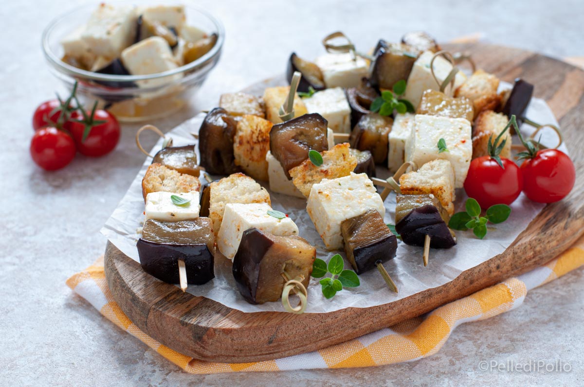 Spiedini con melanzane e feta