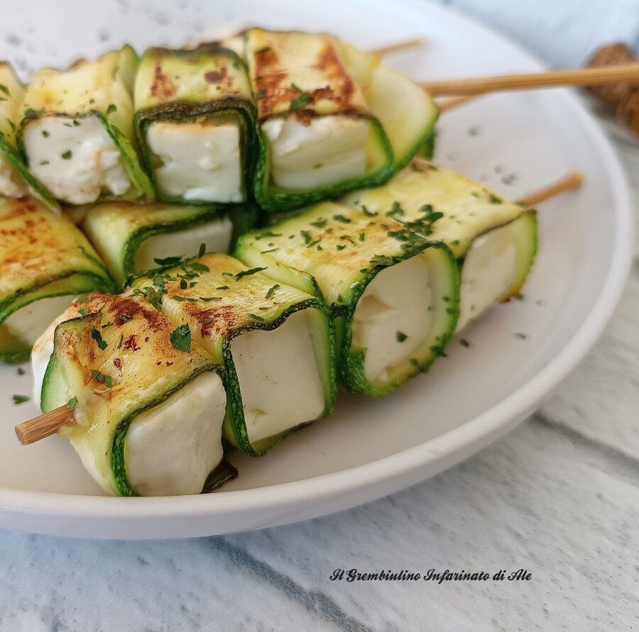 Spiedini di feta e zucchina