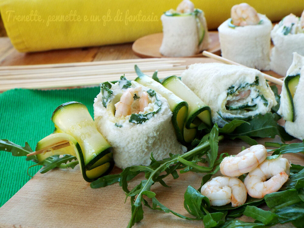Spiedini di pane zucchine e gamberi