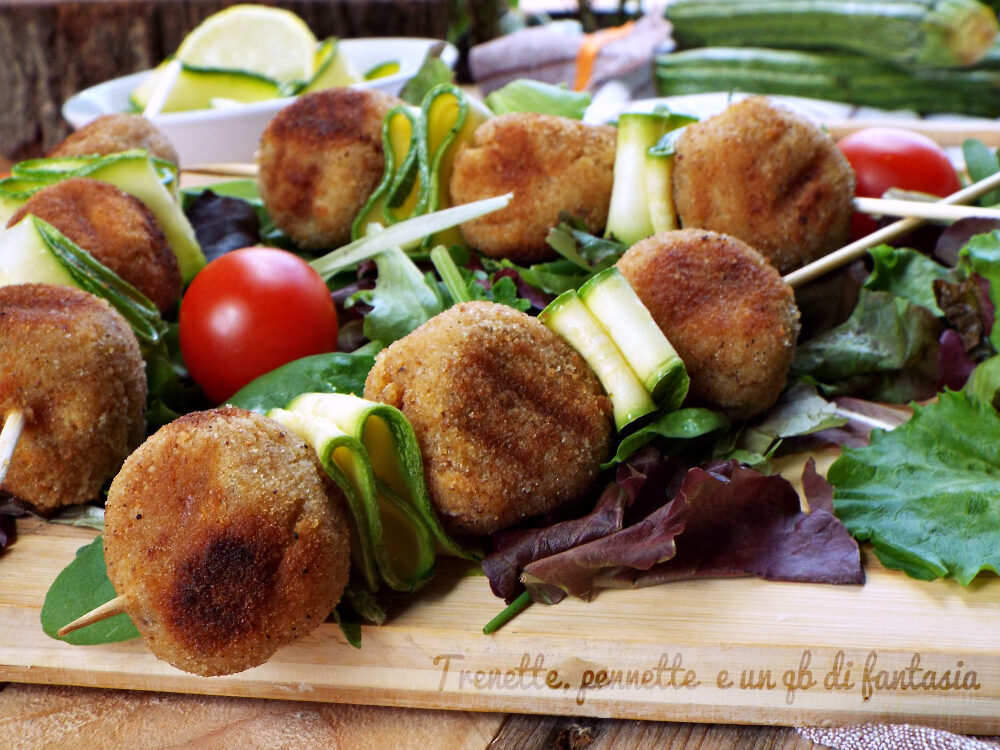 Spiedini di polpette con pane raffermo e tonno