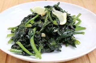 Spinaci saltati al limone