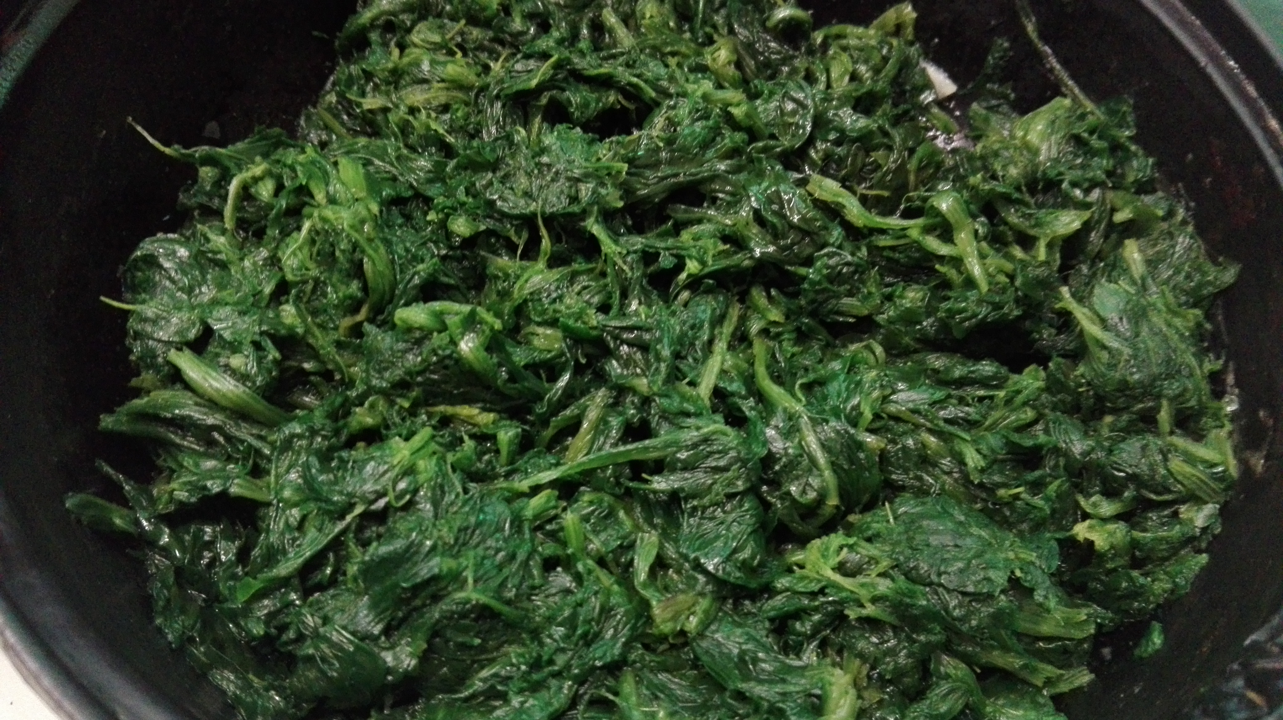 Spinaci saltati con aglio ricetta light