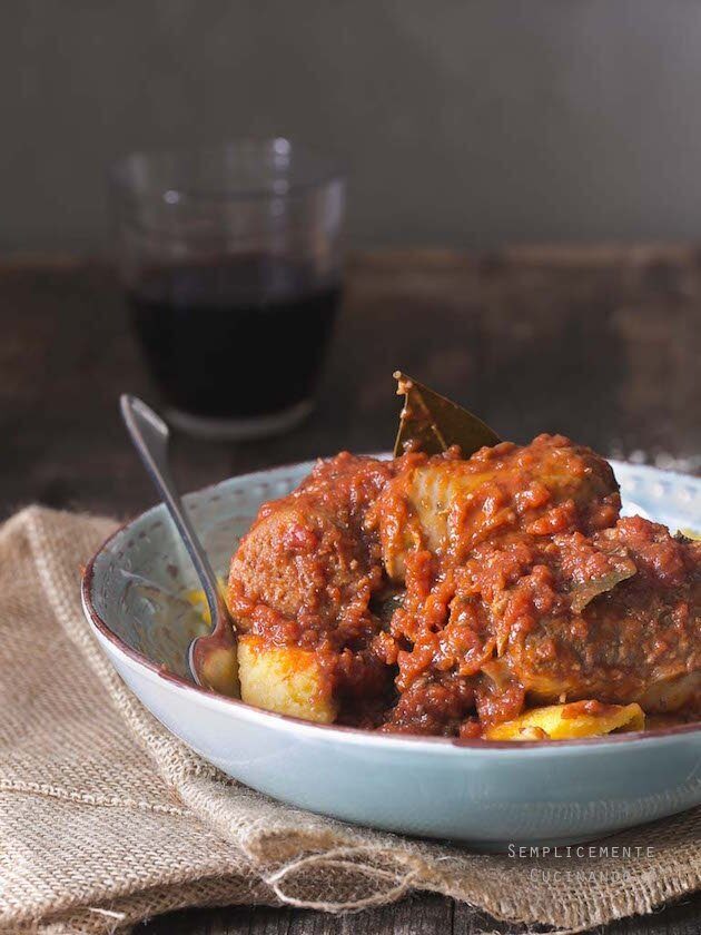 Spuntature di maiale con polenta