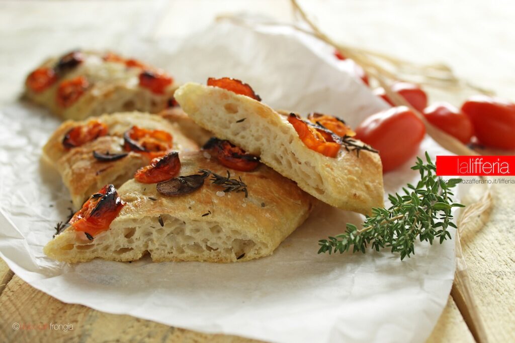 Stecche con pomodorini e timo