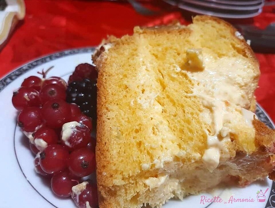 Stella di pandoro farcita