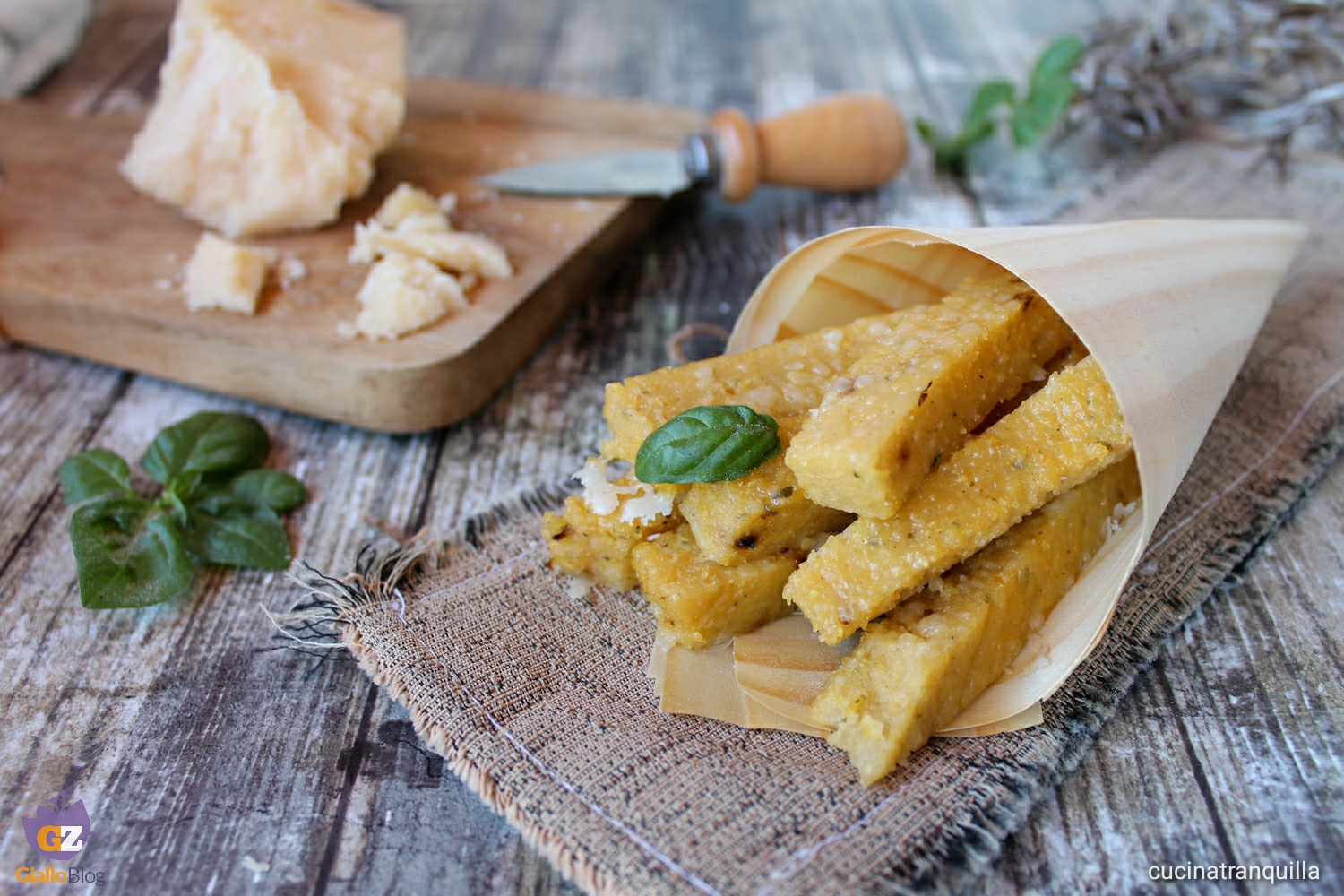 Stick di polenta con formaggio