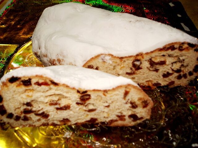 Stollen dolce tipico tedesco