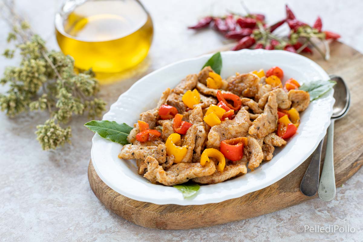 Straccetti di lonza alla paprika con peperoni