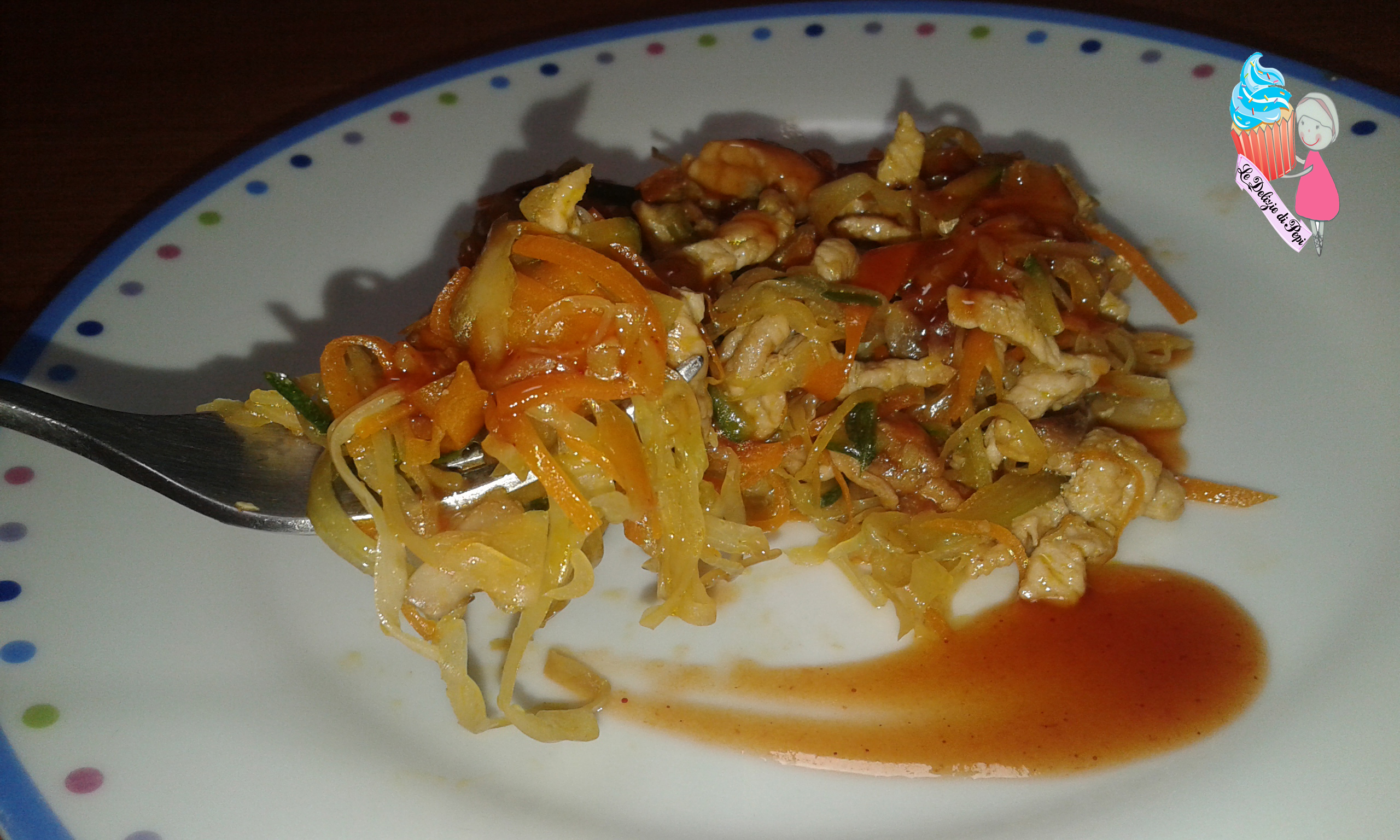 Straccetti di maiale con verdure e salsa agrodolce