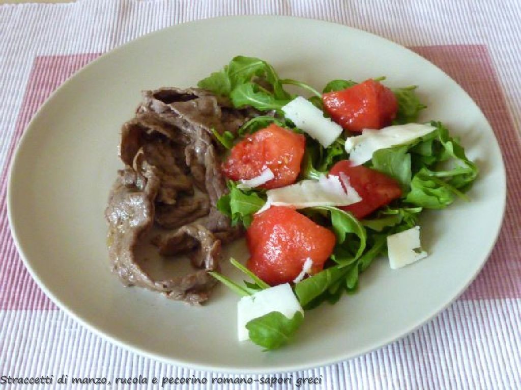 Straccetti di manzo, rucola e pecorino romano