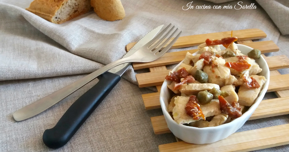 Straccetti di pollo ai capperi e pomodori secchi