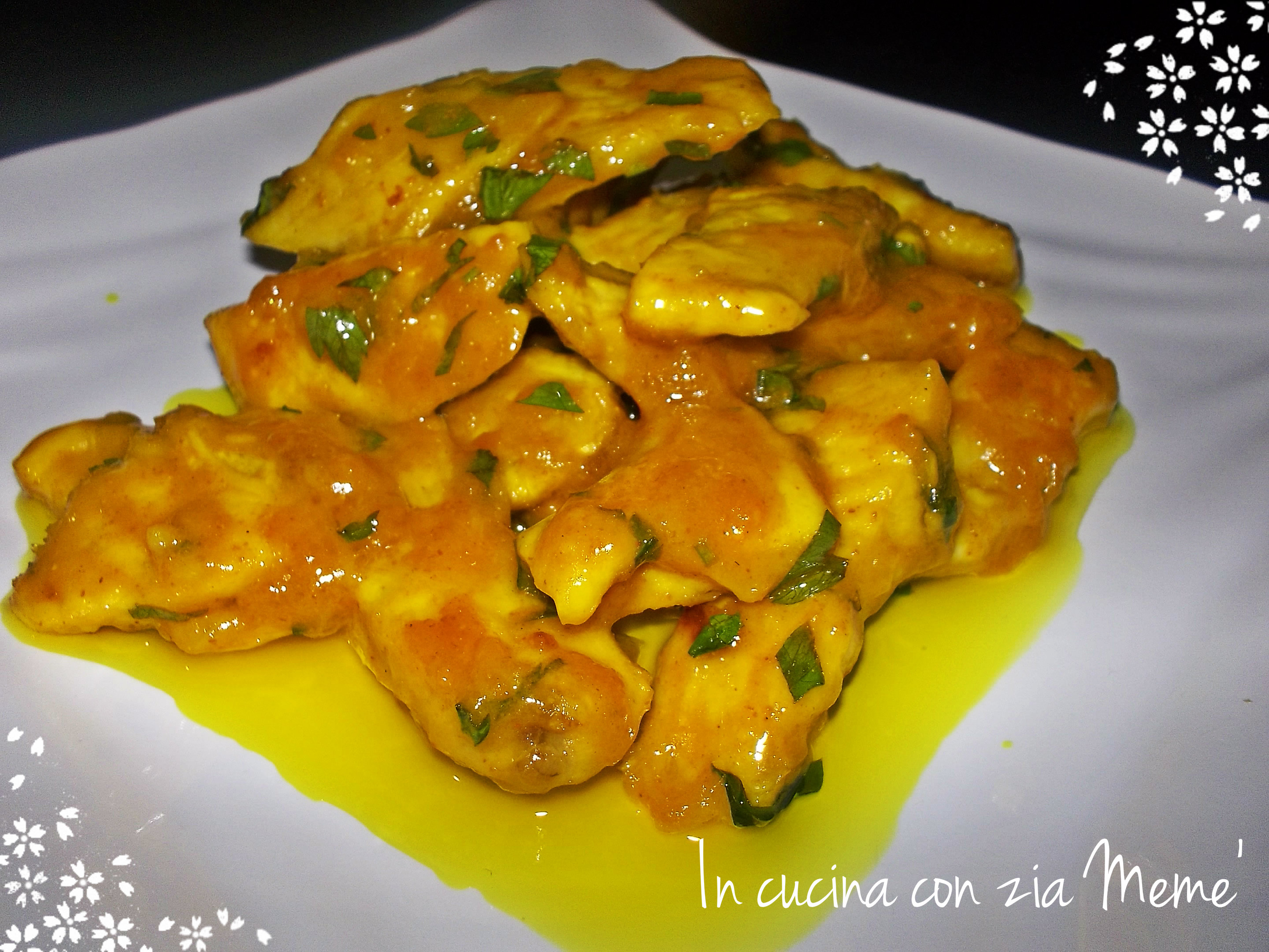 Straccetti di pollo allo zenzero con crema di curcuma