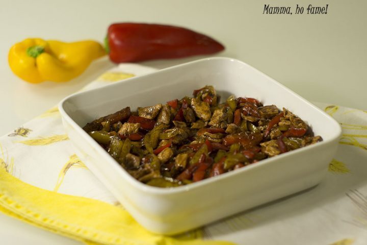 Straccetti di pollo con peperoni e aceto balsamico