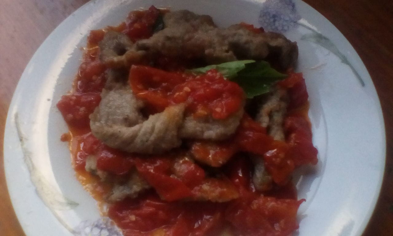Straccetti di vitello alla pizzaiola