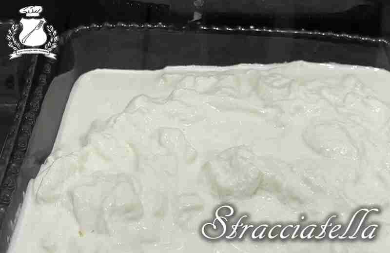 Stracciatella (formaggio)