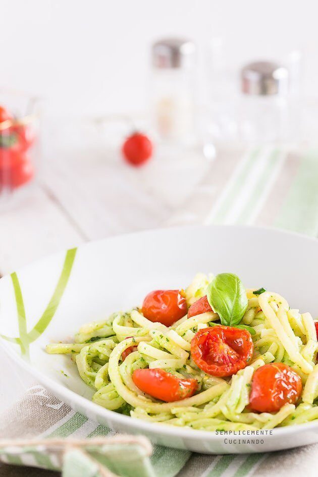 Strangozzi pesto di rucola e confit