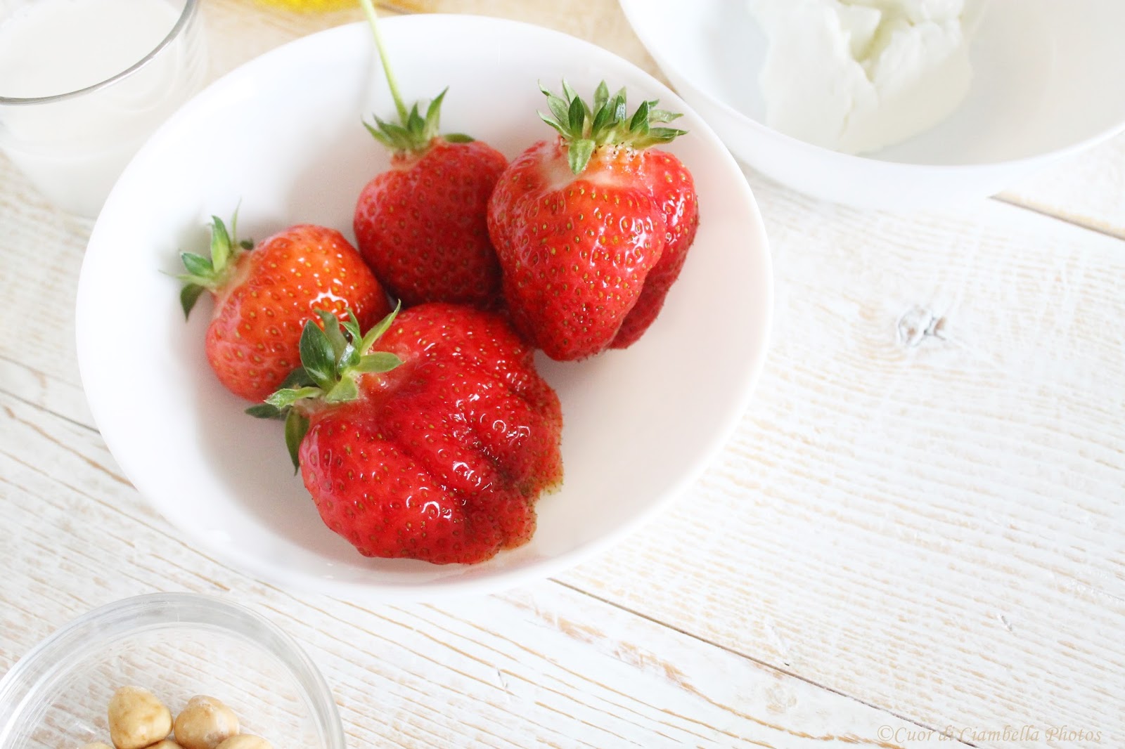 Strawberry end Almond Milk Smoothie (benvenuto Maggio)