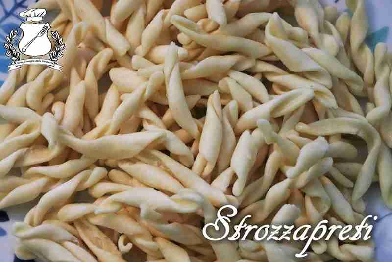 Strozzapreti