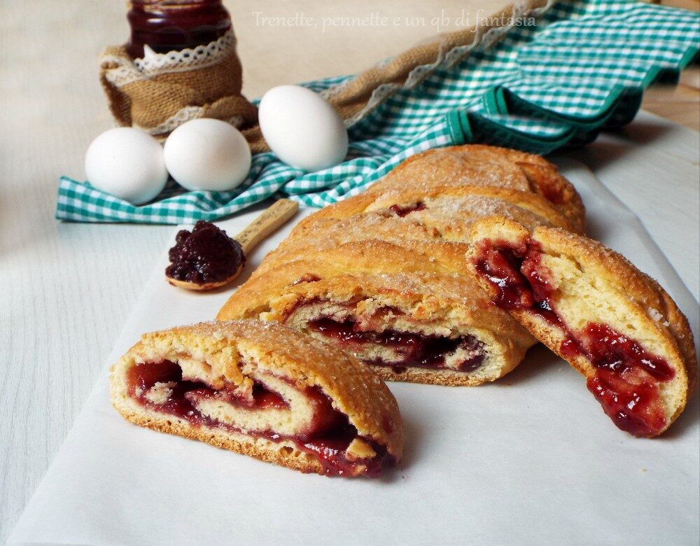 Strudel ai frutti rossi con frolla all’olio e yogurt