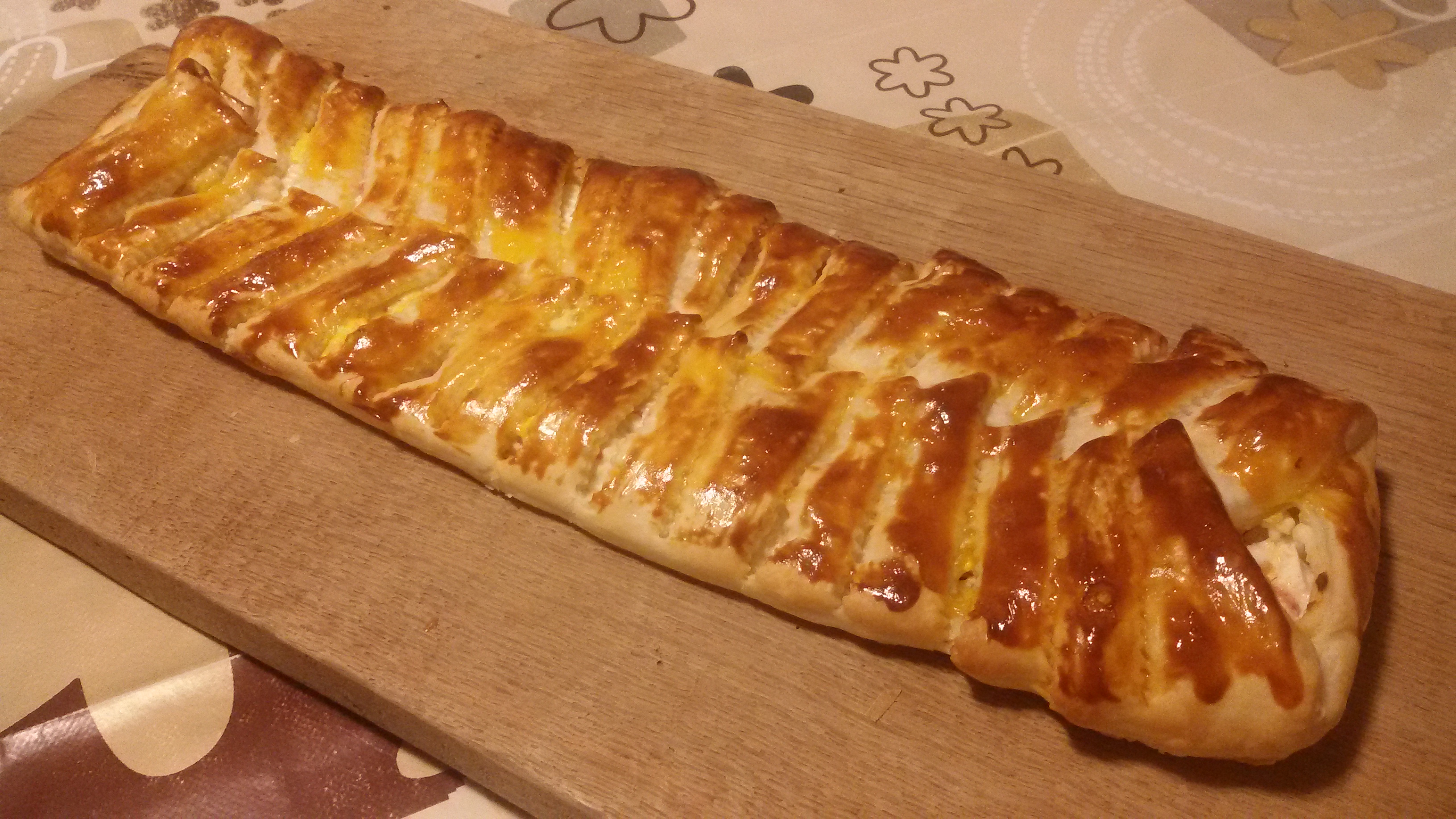 Strudel di sfoglia con ricotta e ventricina