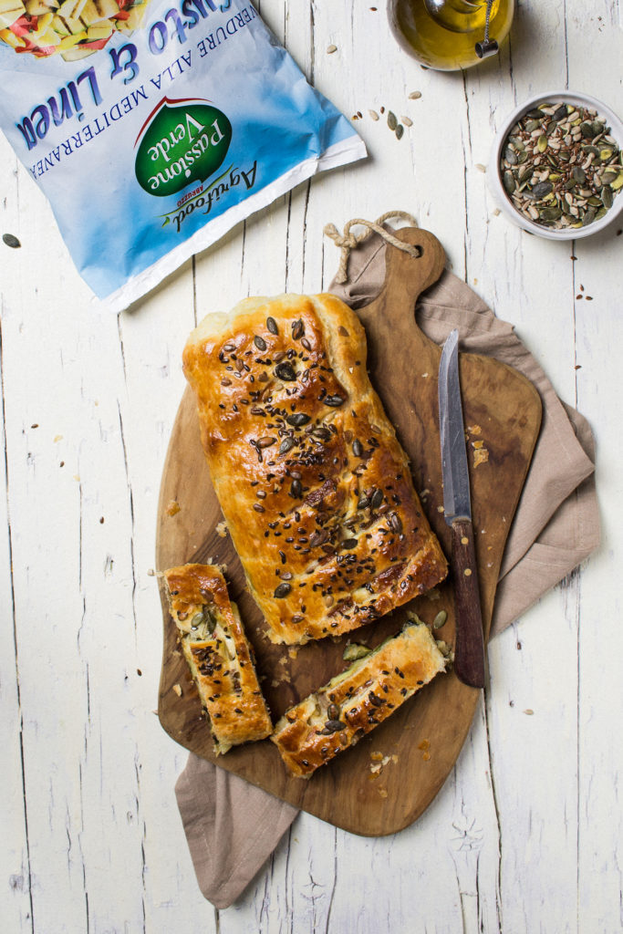 Strudel salato di verdure e formaggio