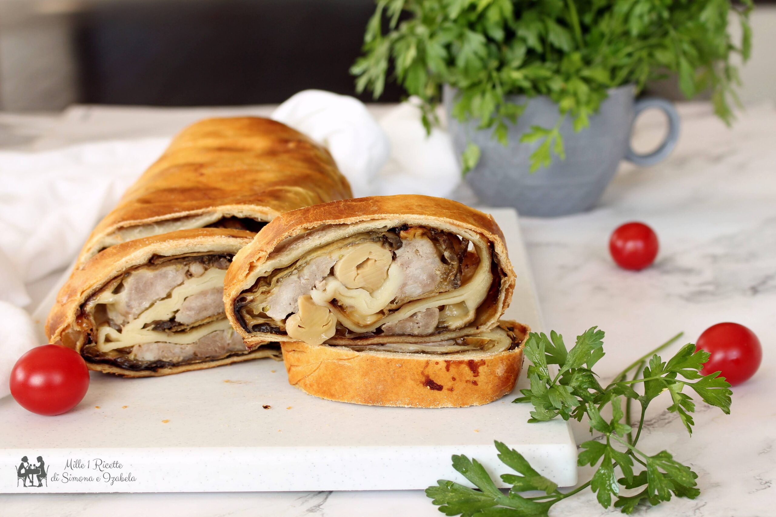 Strudel salato salsiccia e melanzane