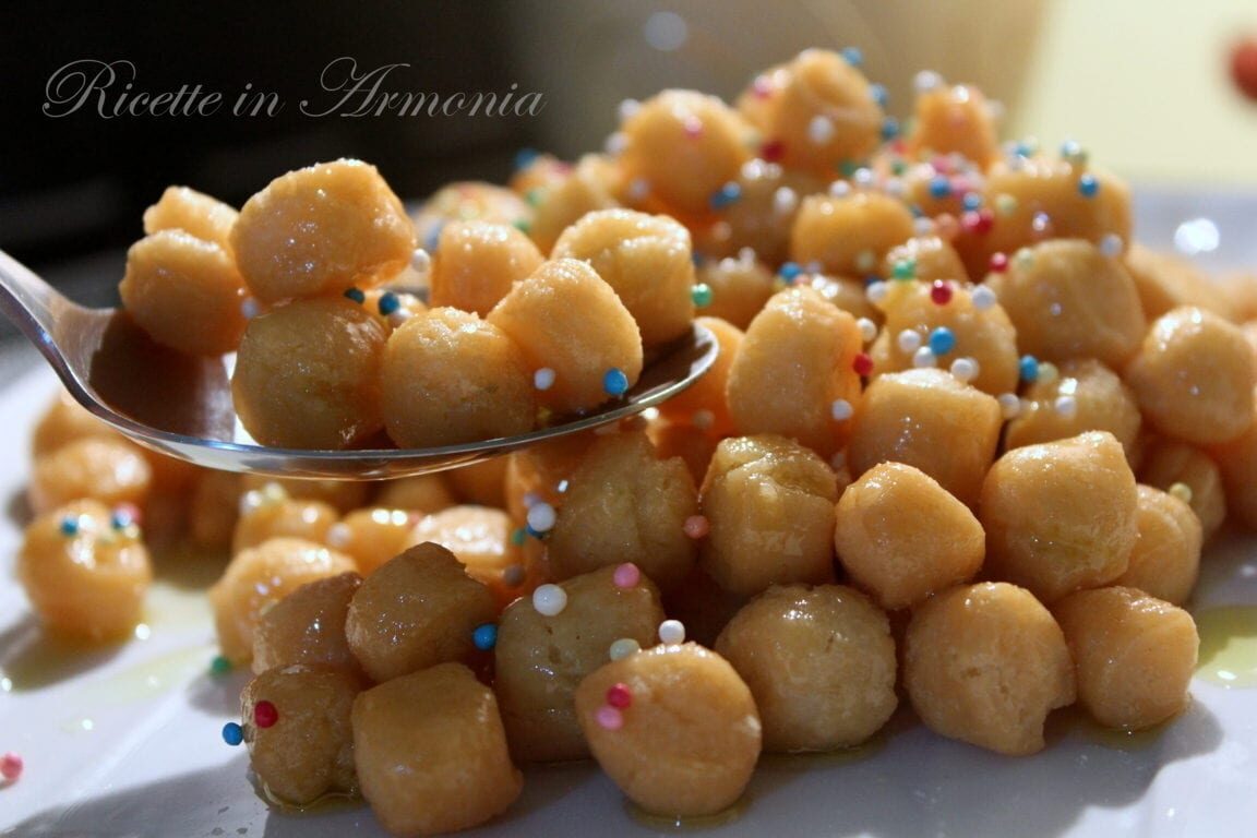 Struffoli napoletani di natale