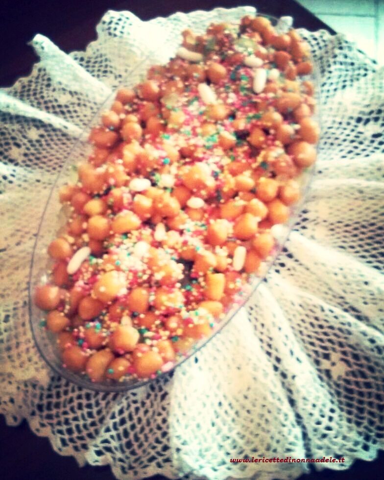 Struffoli napoletani
