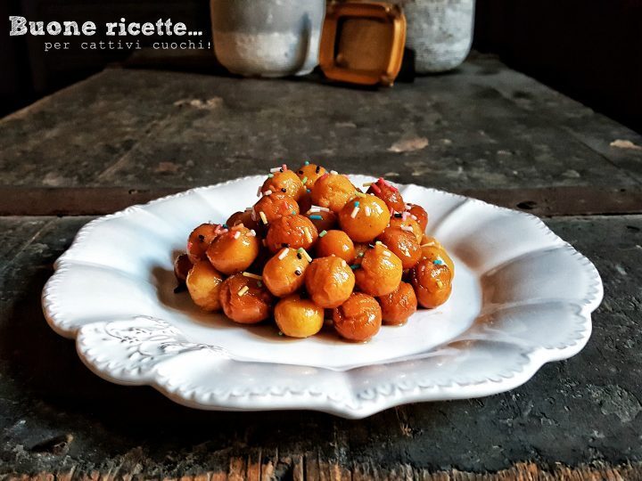 Struffoli napoletani ricetta originale
