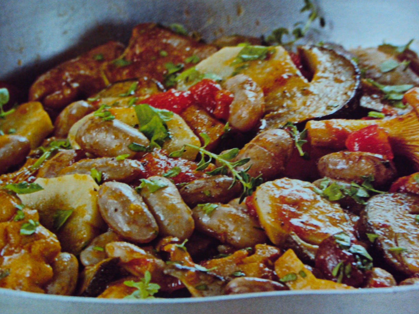 Stufato di funghi e fagioli borlotti