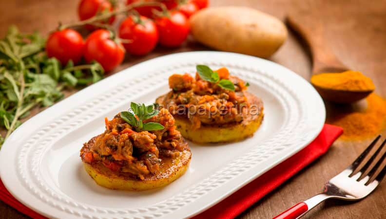 Stuzzichiamo l’appetito con le tartine di patate alle vongole