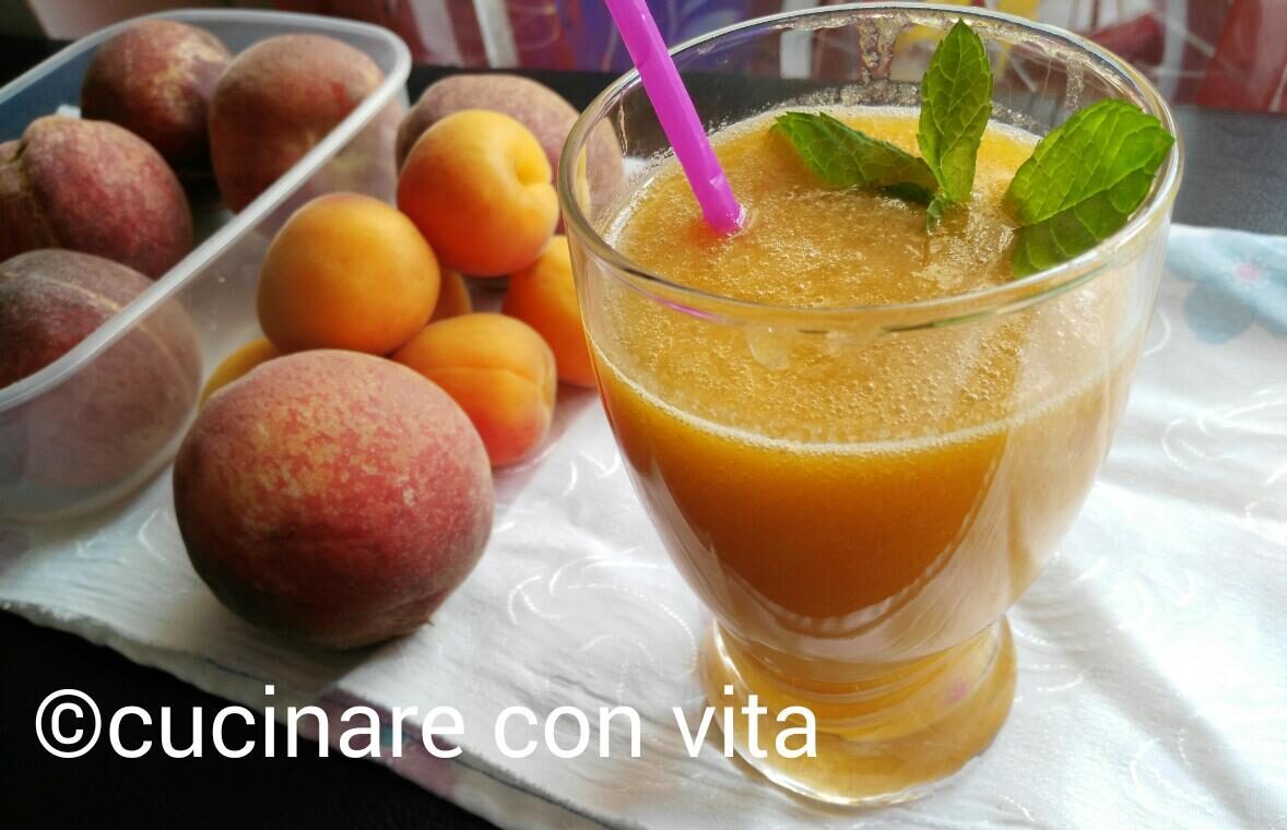 Succo di albicocche home-made