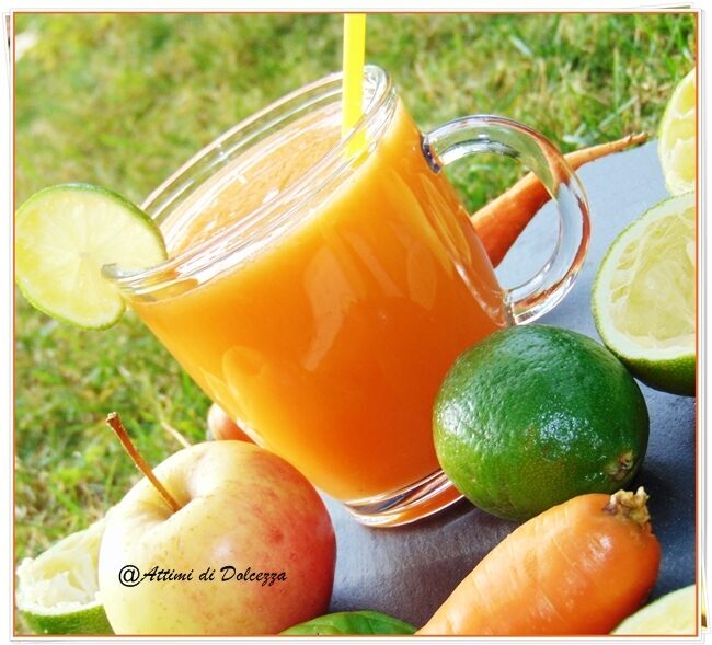 Succo di carota mela lime e basilico