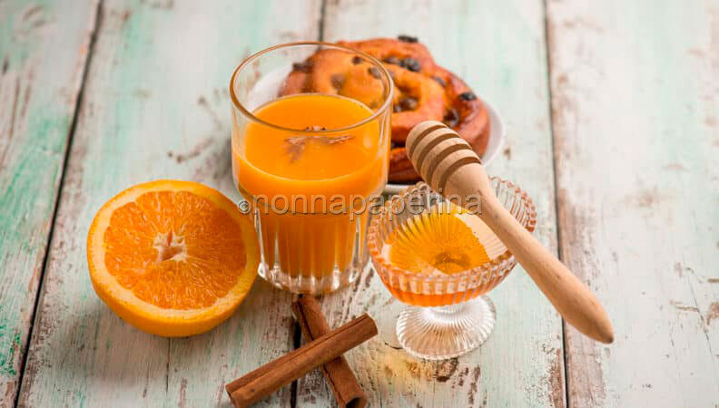 Succo di olivello spinoso e arancia, un cocktail delicato