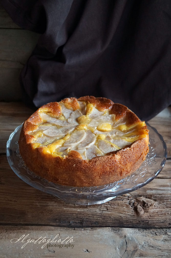 Sweet friday: torta con pere nashi e acqua di fiori di arancio