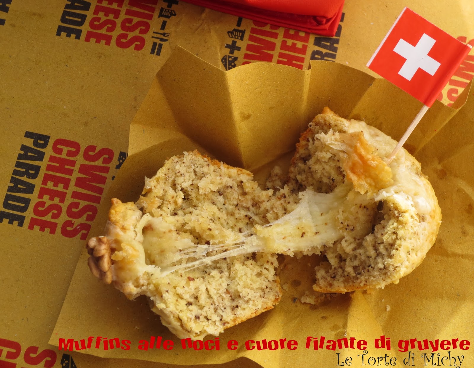 Swiss cheese parade: muffins alle noci e cuore filante di gruyère (walnut and gruyère muffins)