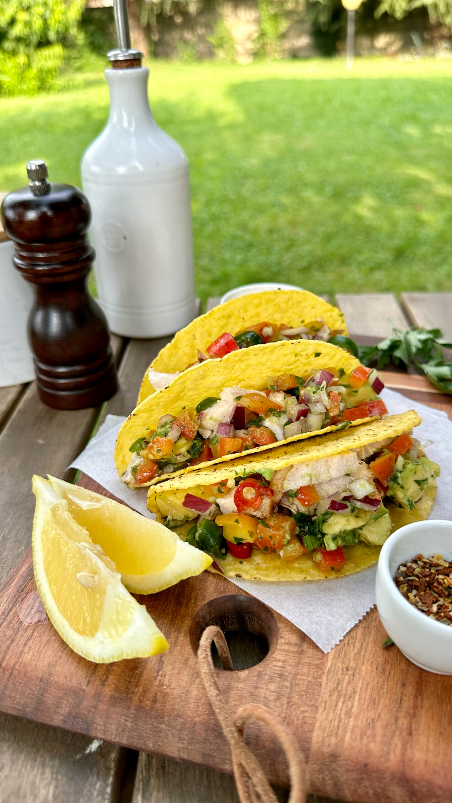 Tacos di pollo piccanti