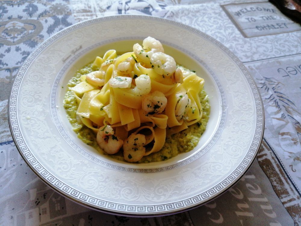Tagliatelle ai gamberi e crema di zucchini