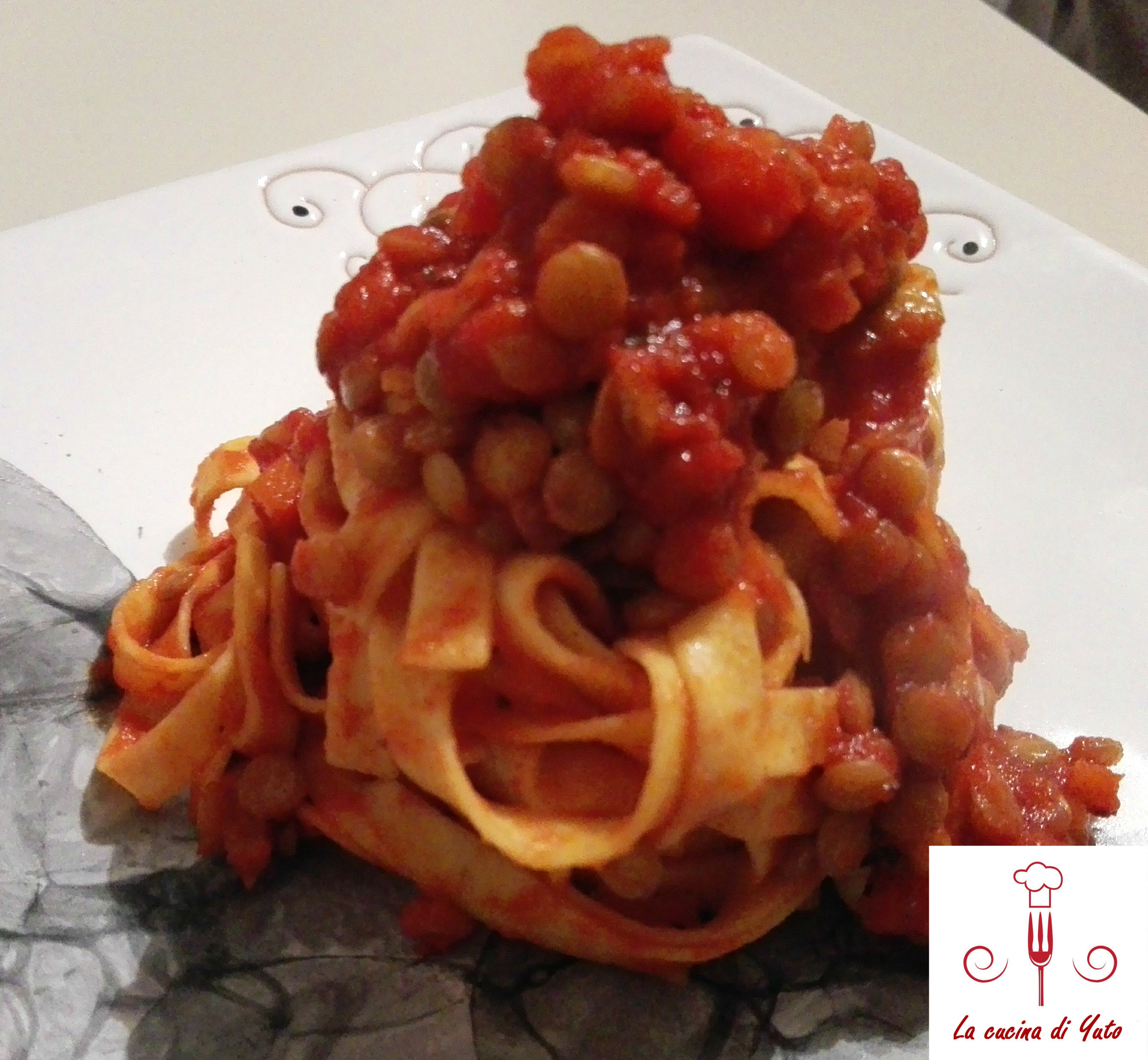Tagliatelle al ragù di lenticchie