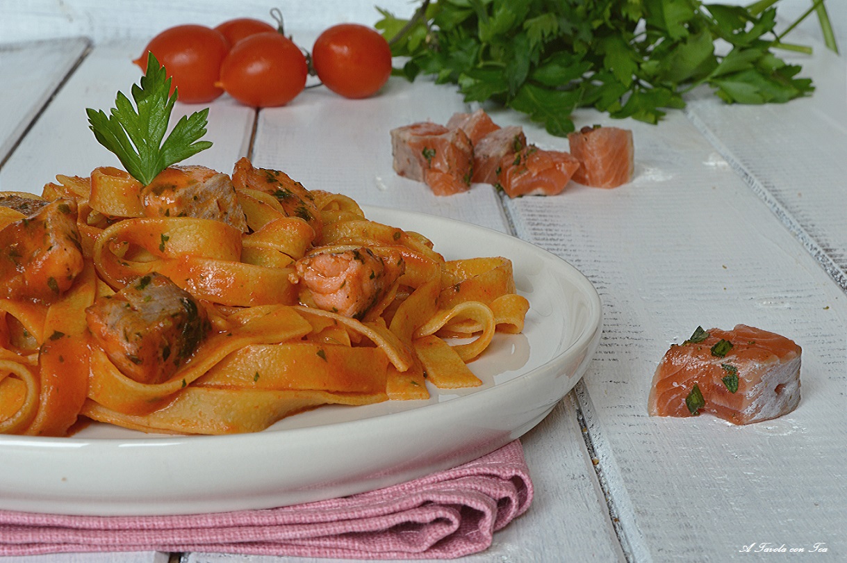 Tagliatelle al sugo di trota salmonata