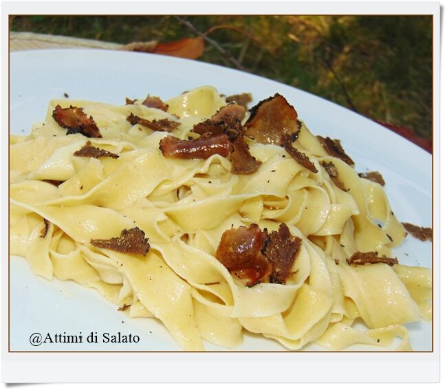 Tagliatelle al tartufo nero