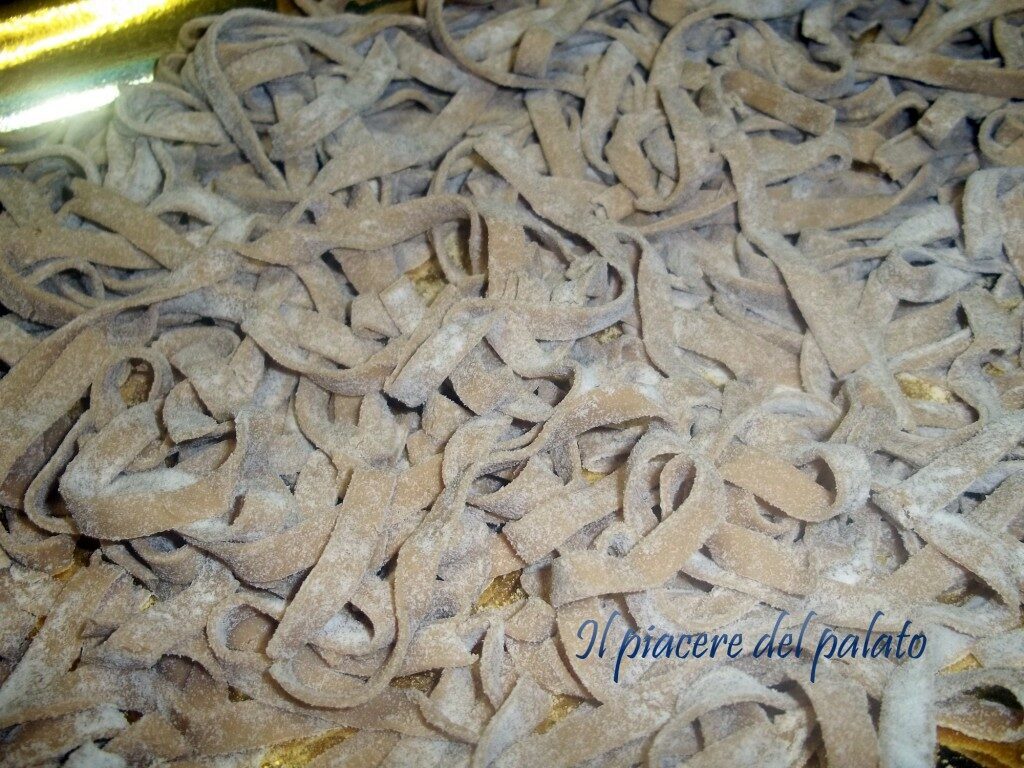 Tagliatelle con farina di castagne