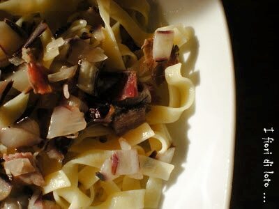 Tagliatelle con radicchio di treviso