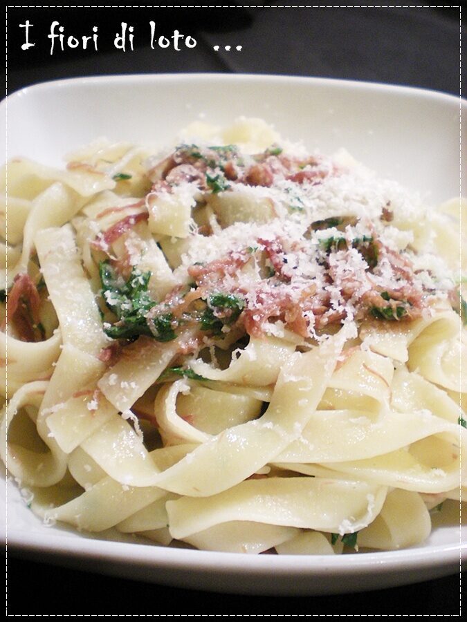 TAGLIATELLE CON SFILACCI E RUCOLA